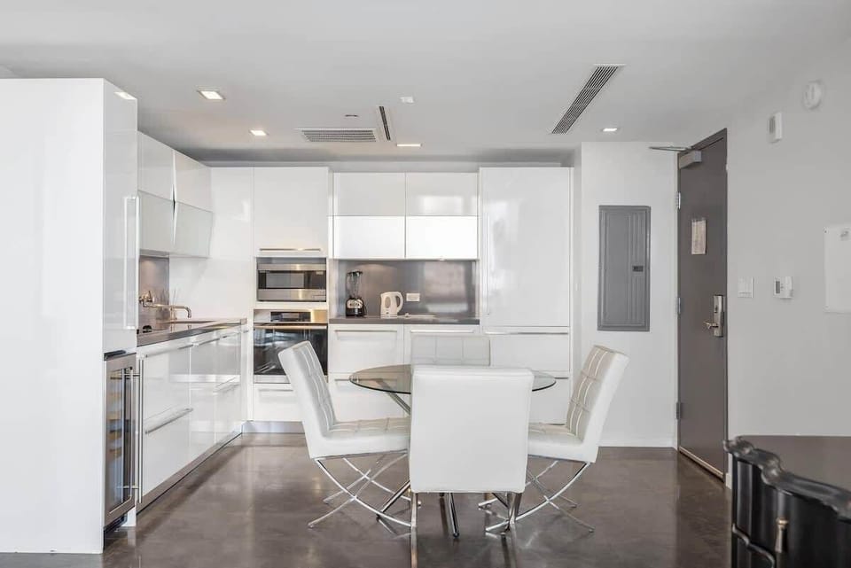 Kitchen - Dinning Room 