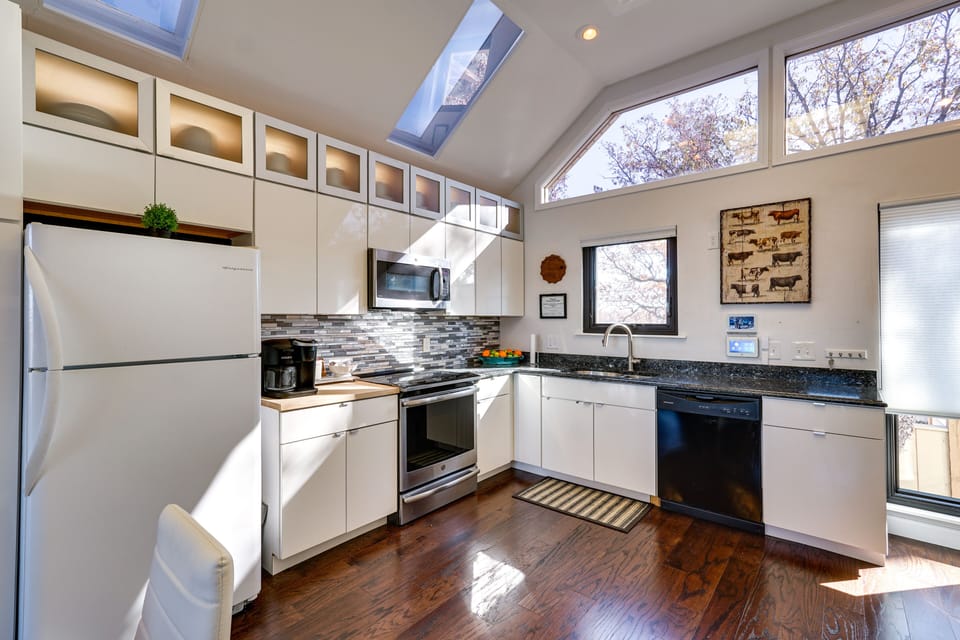 Kitchen | Dishwasher | Dual Drip/Keurig Coffee Maker | Cooking Basics