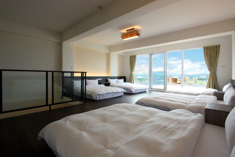 Deluxe Loft, 2 Bathrooms (Livingroom and Balcony) | Premium bedding, down comforters, individually furnished, desk