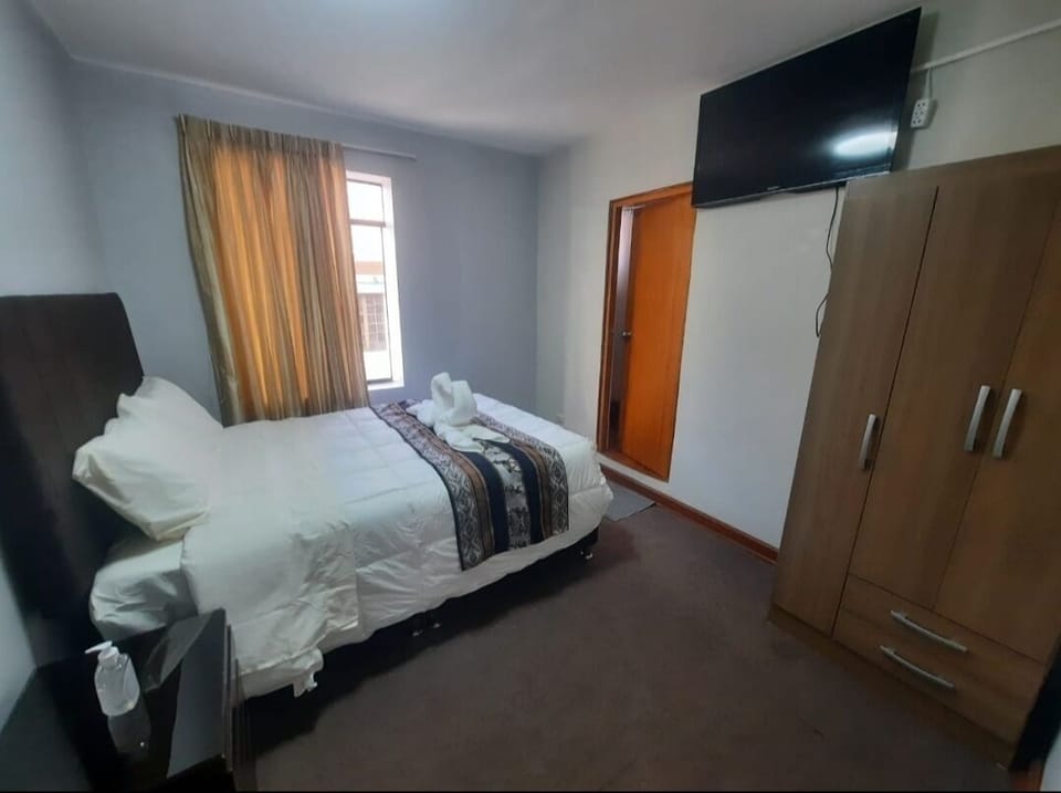Classic Single Room | Individually decorated, free WiFi