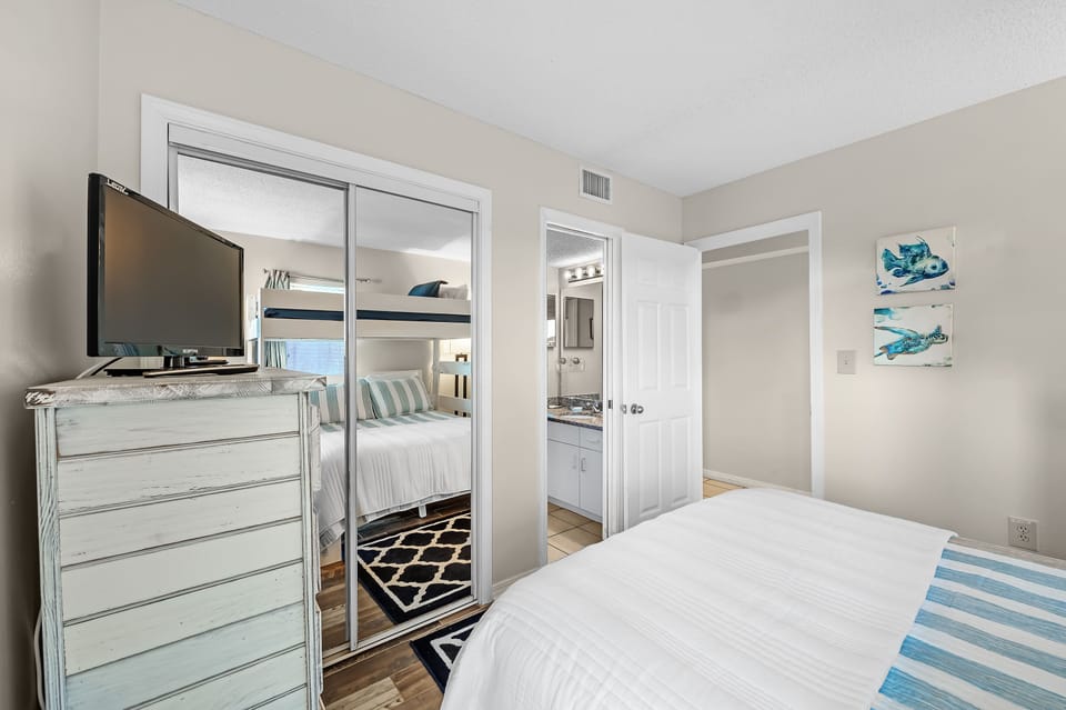 TV's in both Guest Bedroom