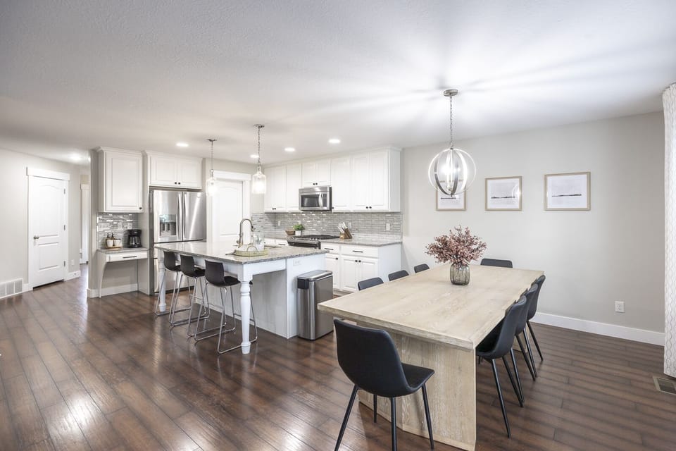 The kitchen comes fully equipped to cook any meal