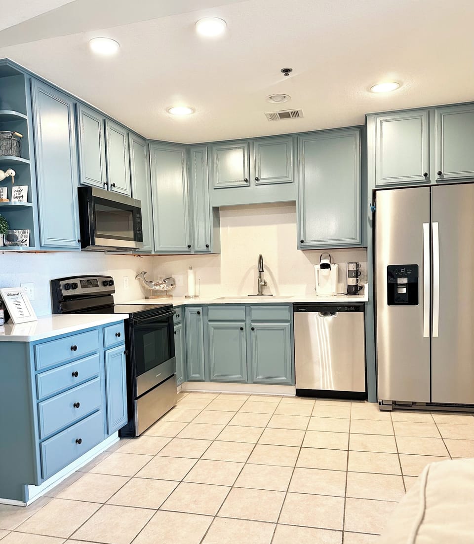 Newly renovated coastal kitchen