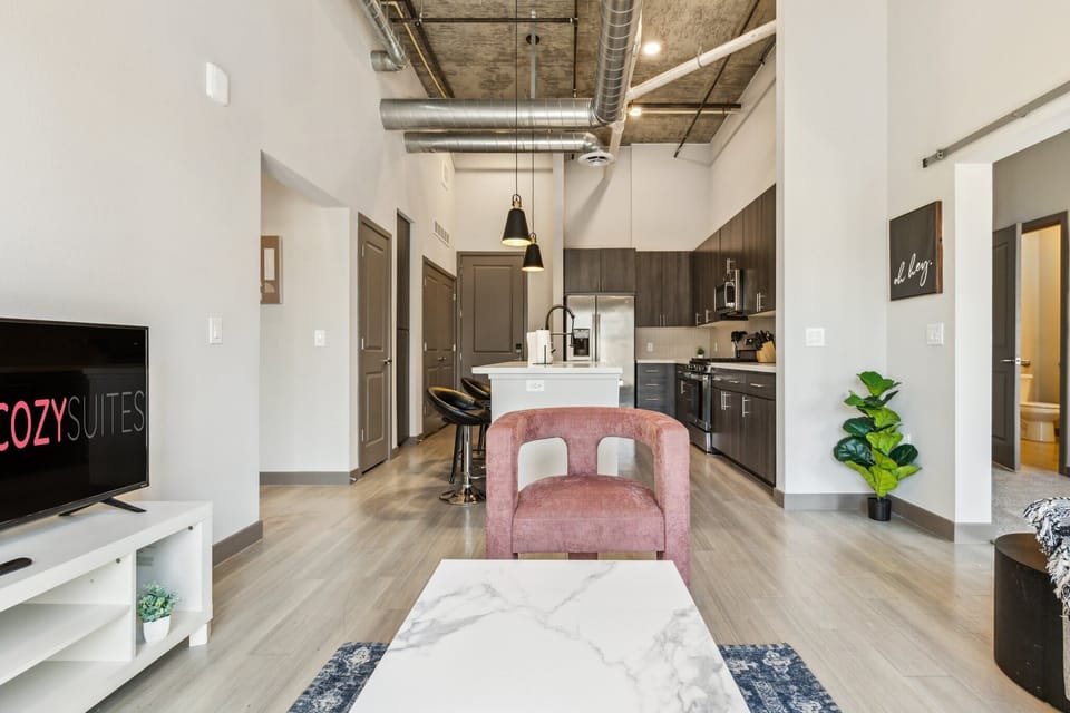 Exclusive Apartment, 2 Bedrooms | Living area | Smart TV, Netflix, Hulu, streaming services