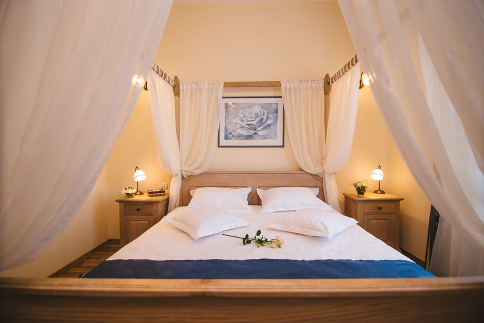 Deluxe Double Room | Premium bedding, Select Comfort beds, in-room safe
