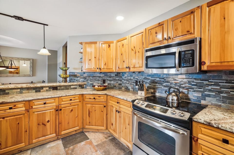 Kitchen - Elk Ridge 432 - Breckenridge Vacation Rental