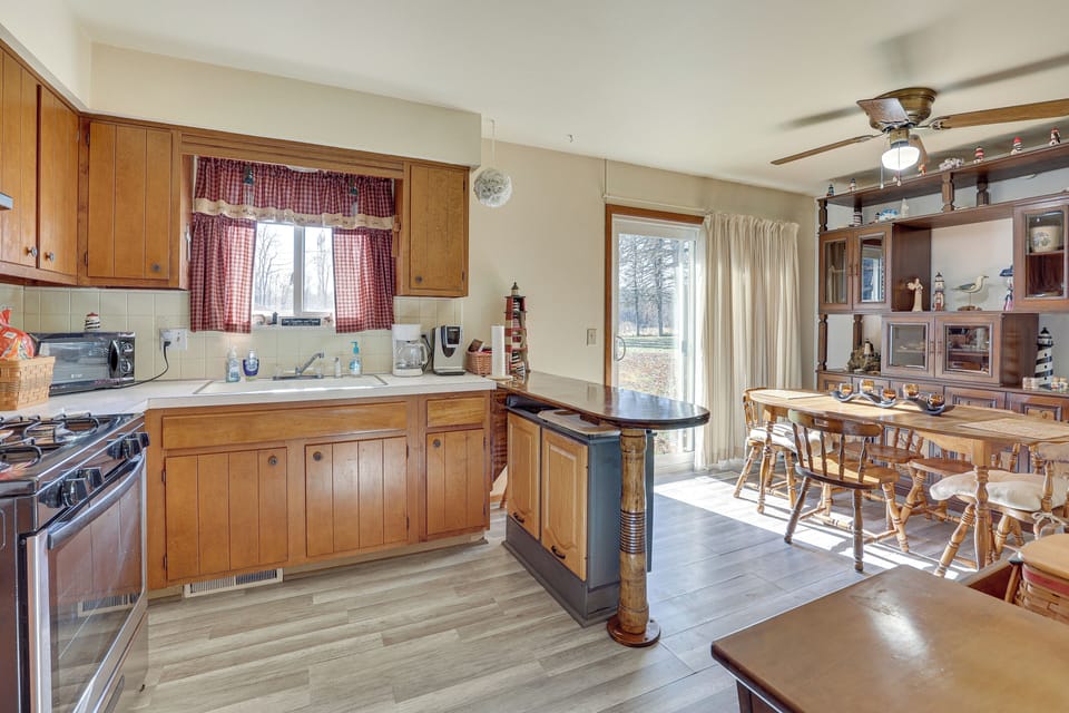 House (2 Bedrooms) | Interior