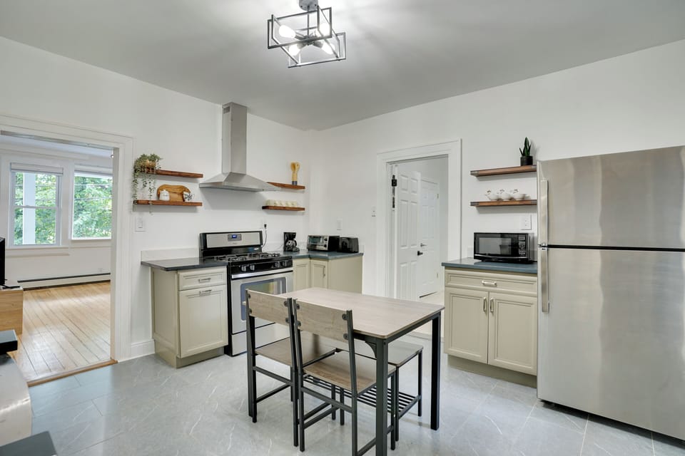 Apartment (2 Bedrooms) | Front of property