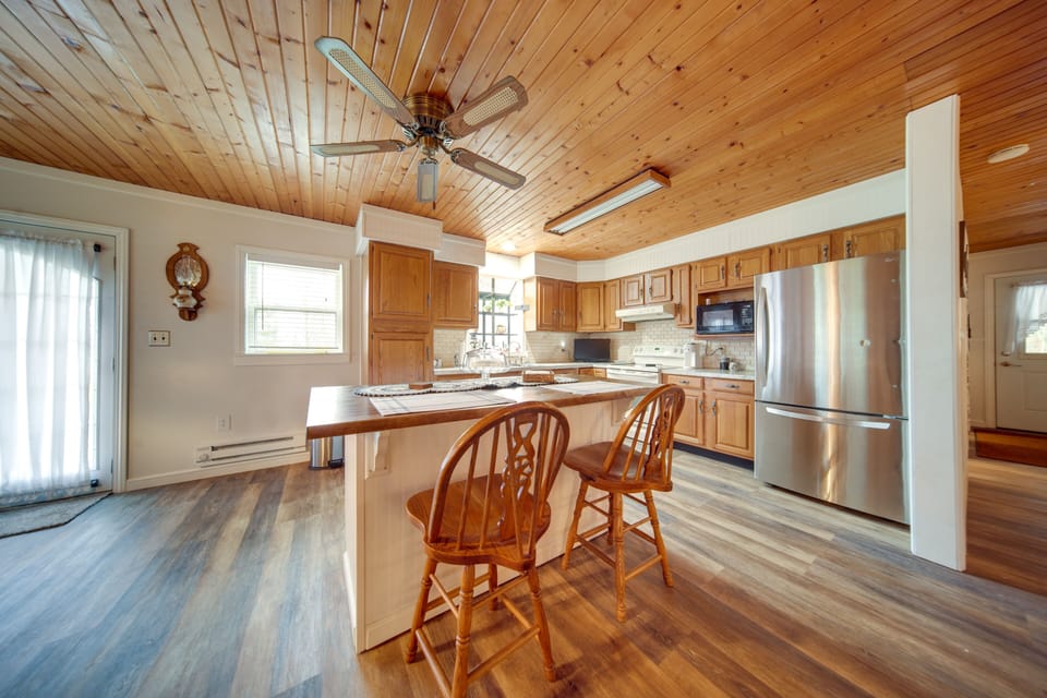 House (2 Bedrooms) | Interior