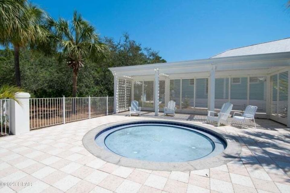 Hot tub