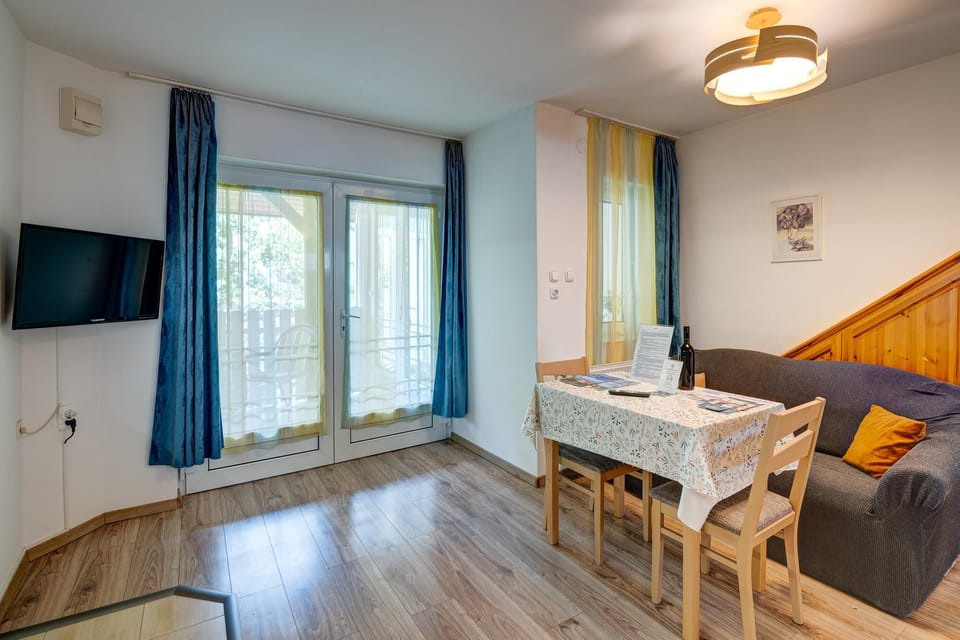 Superior studio apartment nr. 1 2