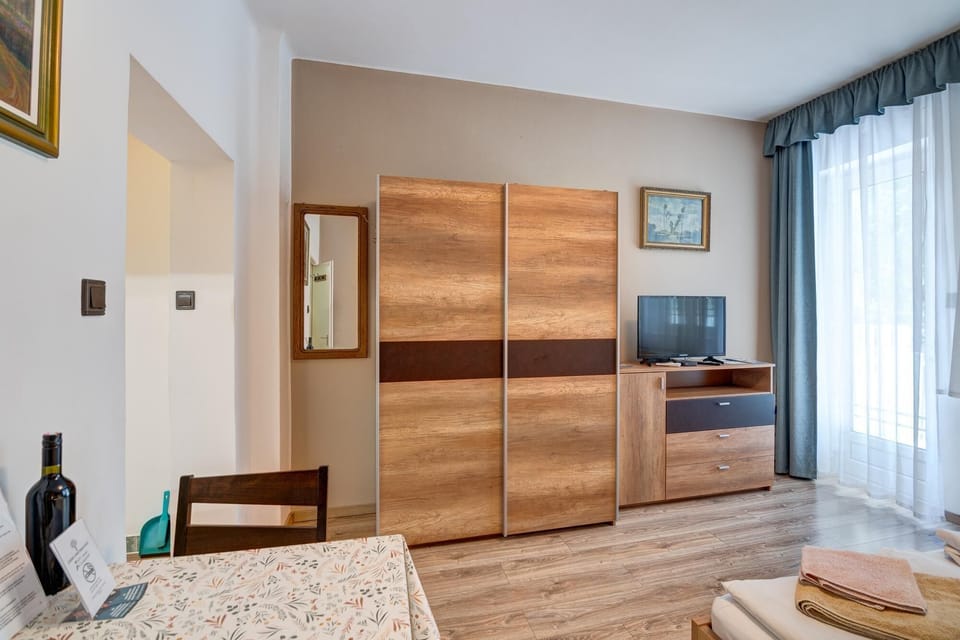 Superior studio apartment nr. 4 5
