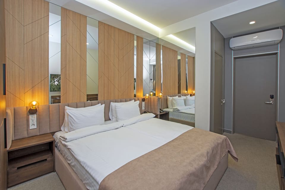 Standard Double Room | Premium bedding, minibar, individually decorated, individually furnished