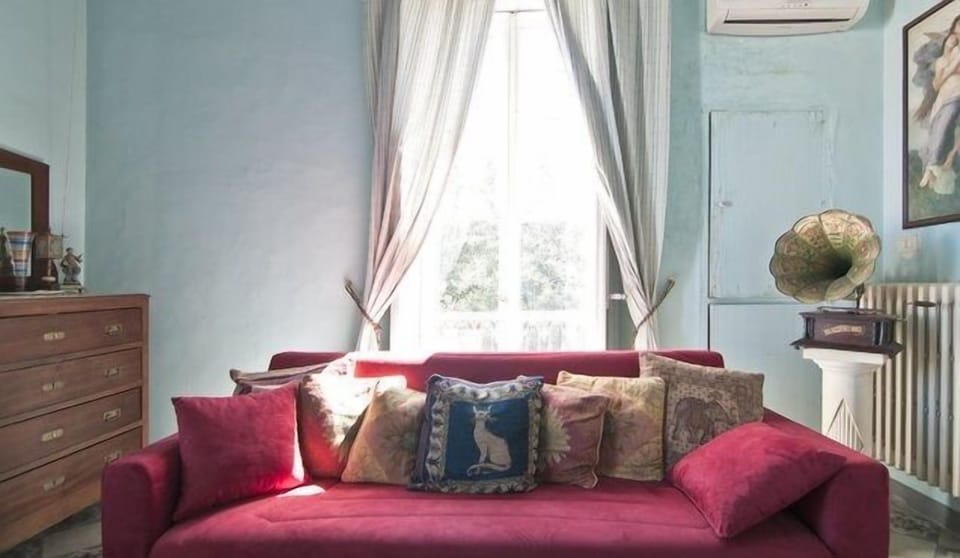 Panoramic Double Room, 1 Bedroom, Non Smoking | Living area | Flat-screen TV