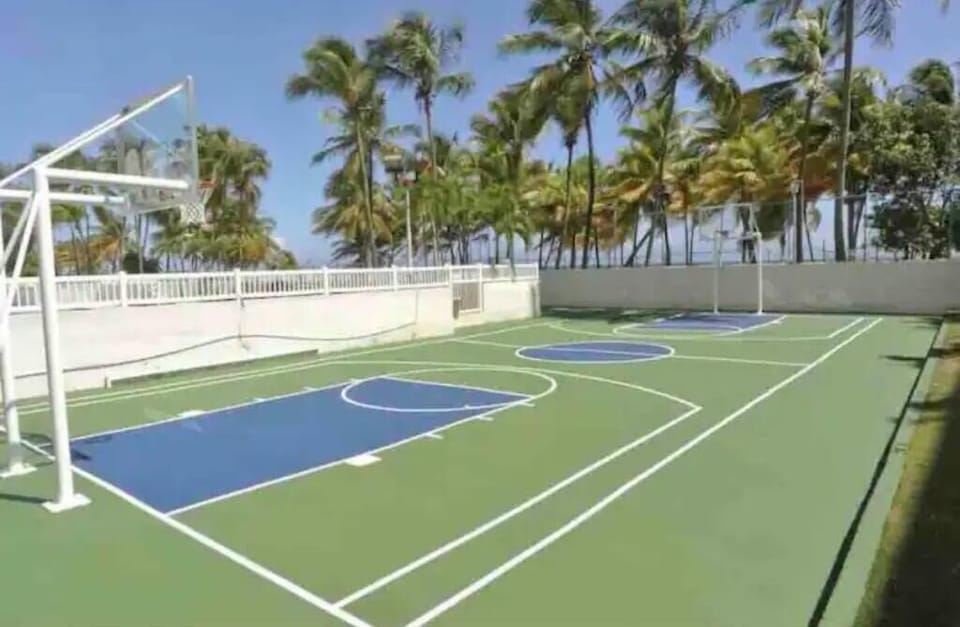 Sport court