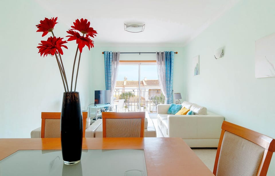 Oasis Parque AT17 2 Bed Apt. Living Room