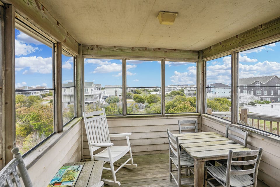 Main Level,Screened Porch,