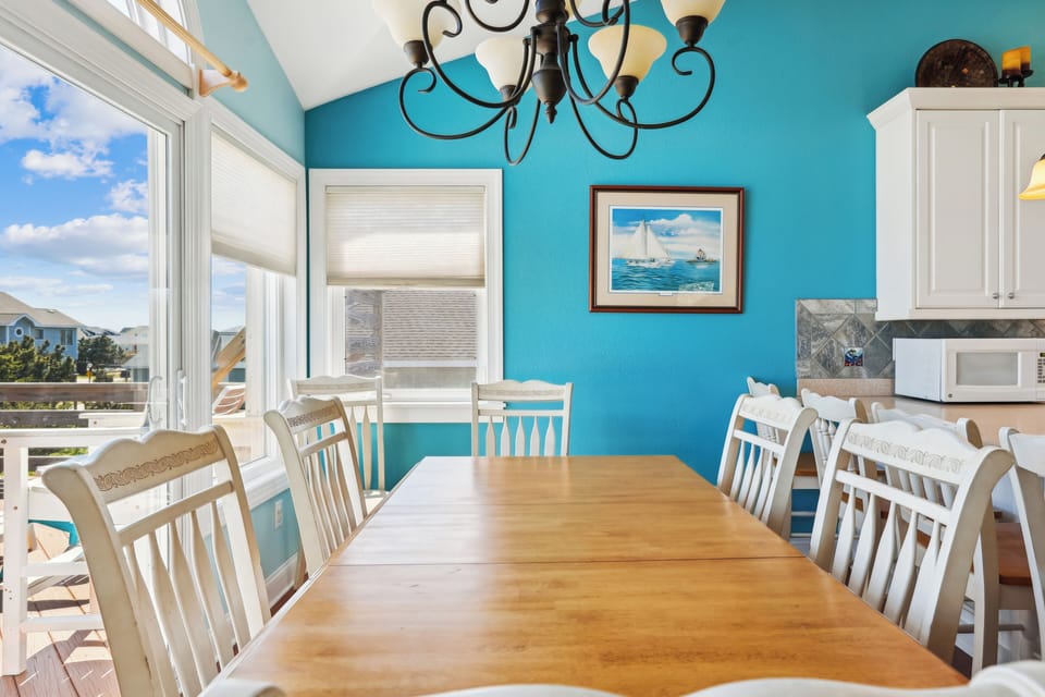 Upper/Main Level,Dining Area,