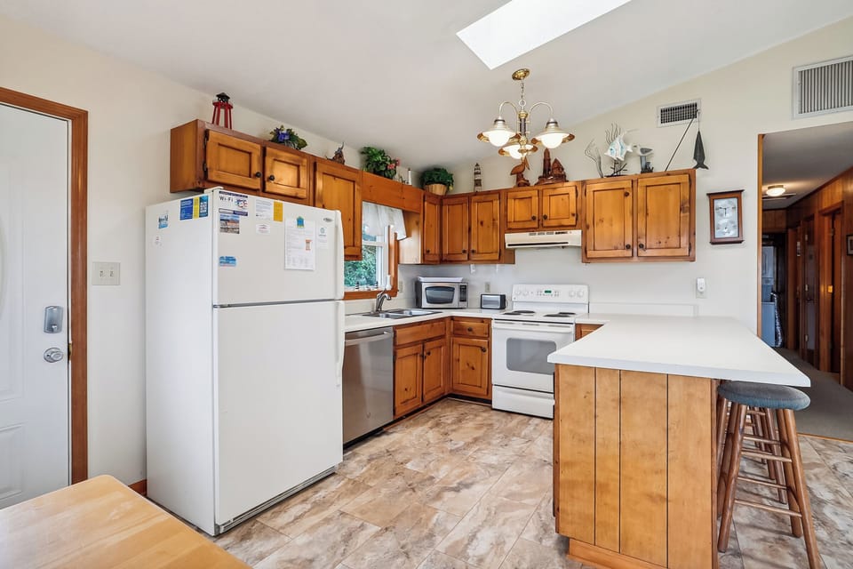 Main Level,Kitchen,