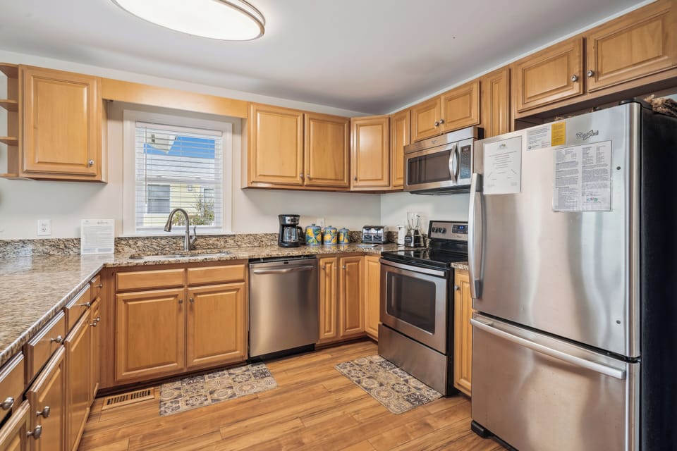 Main Level,Kitchen,