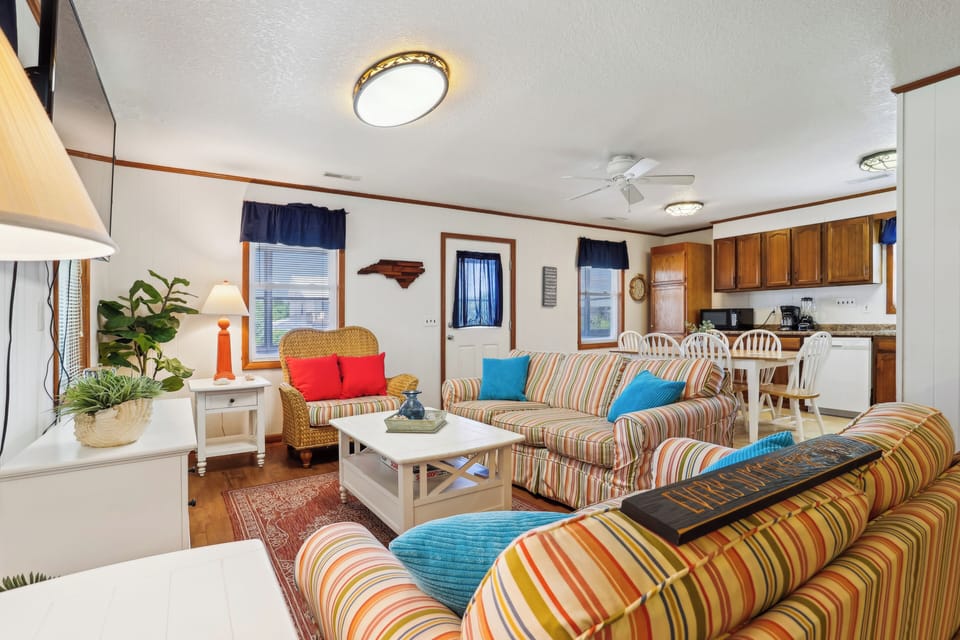 Main Level,Living Area,