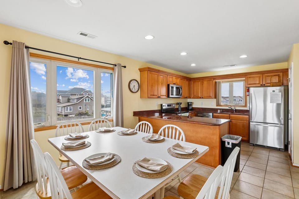 Group,Dining Room,Customer Provided