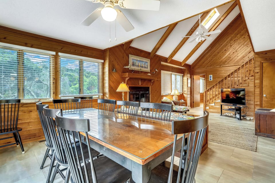 Main Level,Dining Area,
