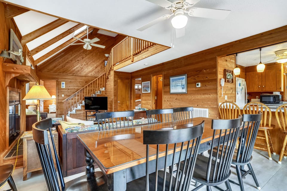 Group,Dining Area,