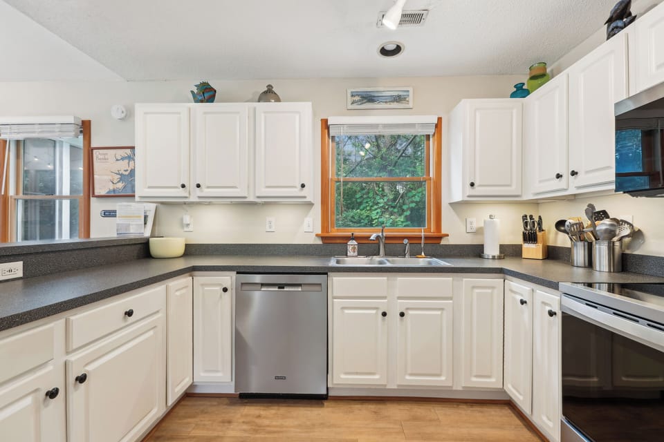 Main Level,Kitchen,