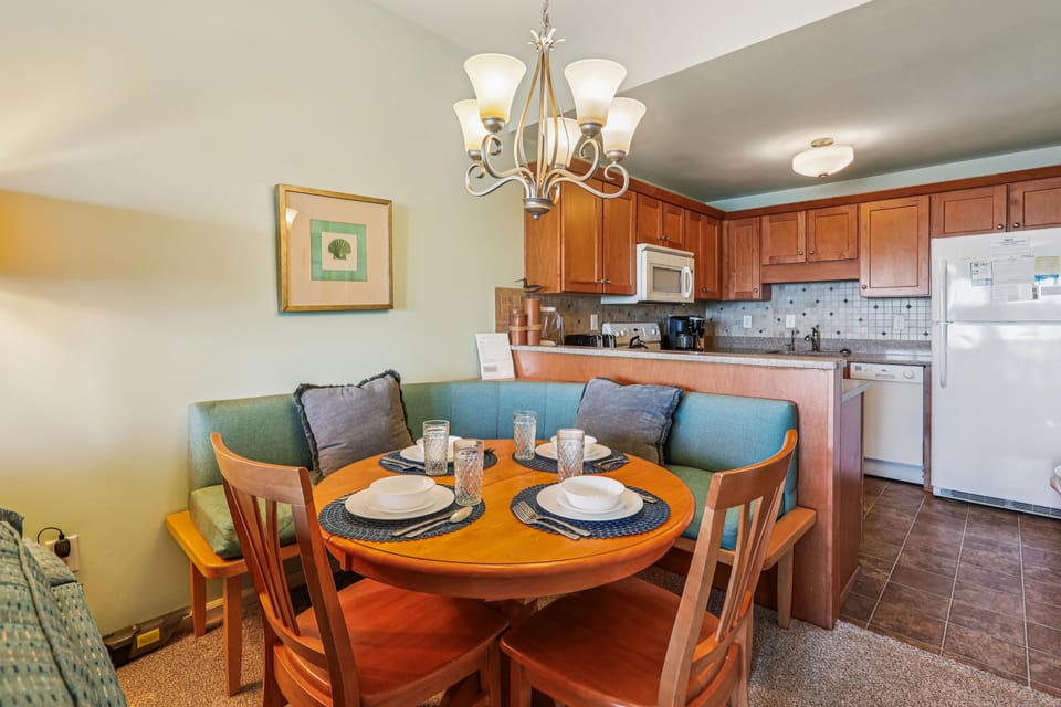 Group,Dining Area,