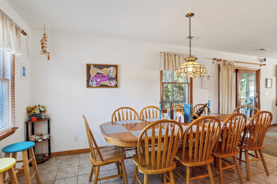 Main Level,Dining Area,