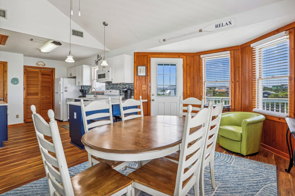 Main Level,Dining Room,