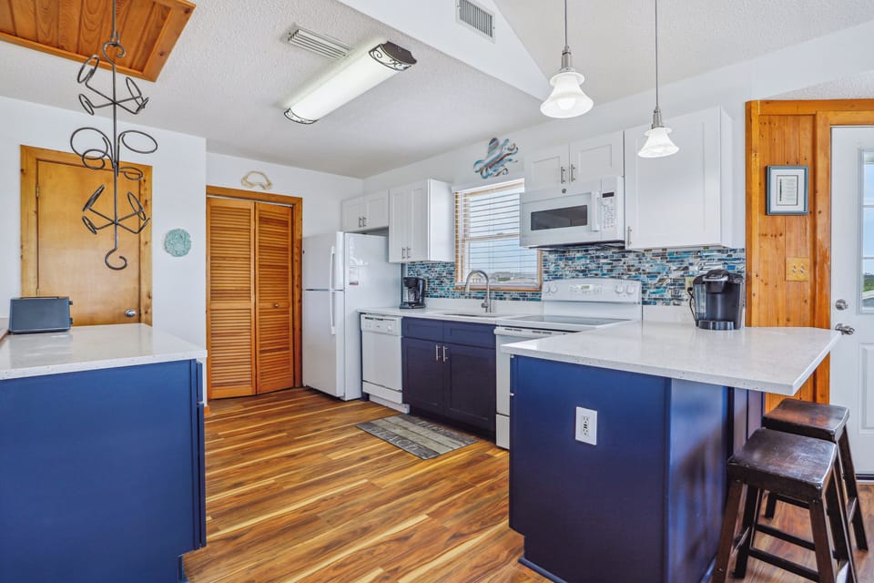 Main Level,Kitchen,