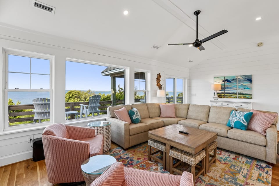 Group,Living Room,Customer Provided