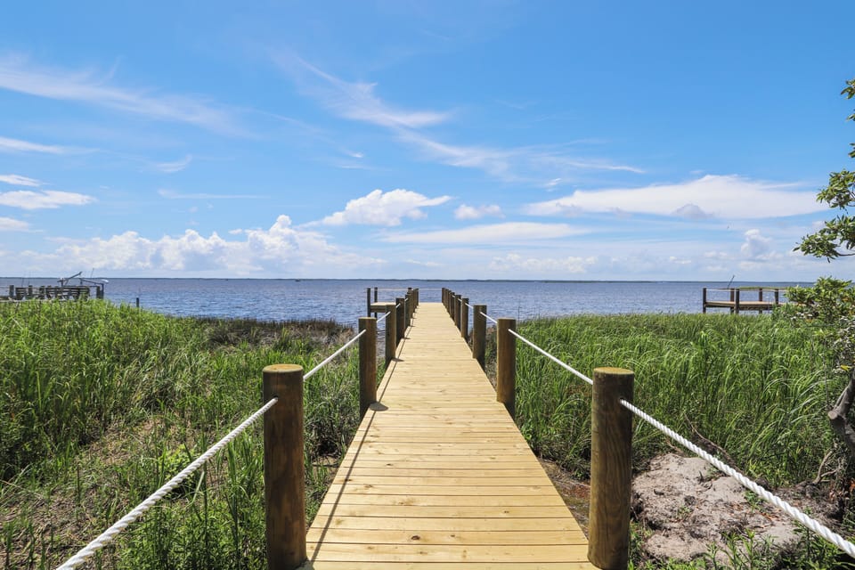 Exterior,View From Back,