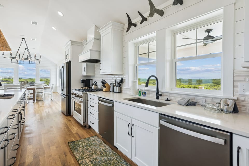 Main Level,Kitchen,