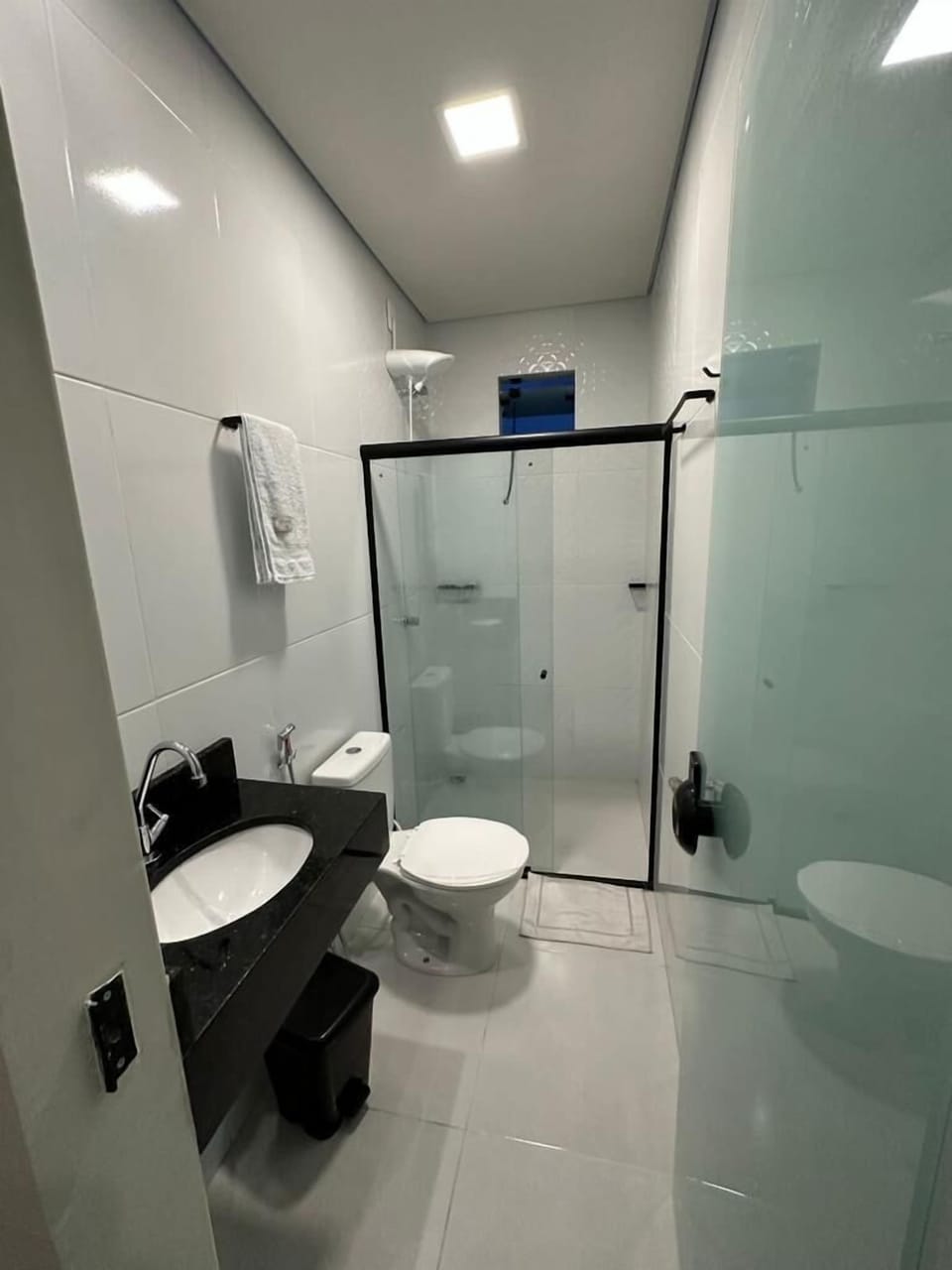 Classic Room | Bathroom