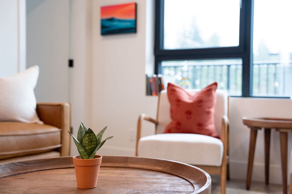 Condo | Living area | 40-inch flat-screen TV with cable channels