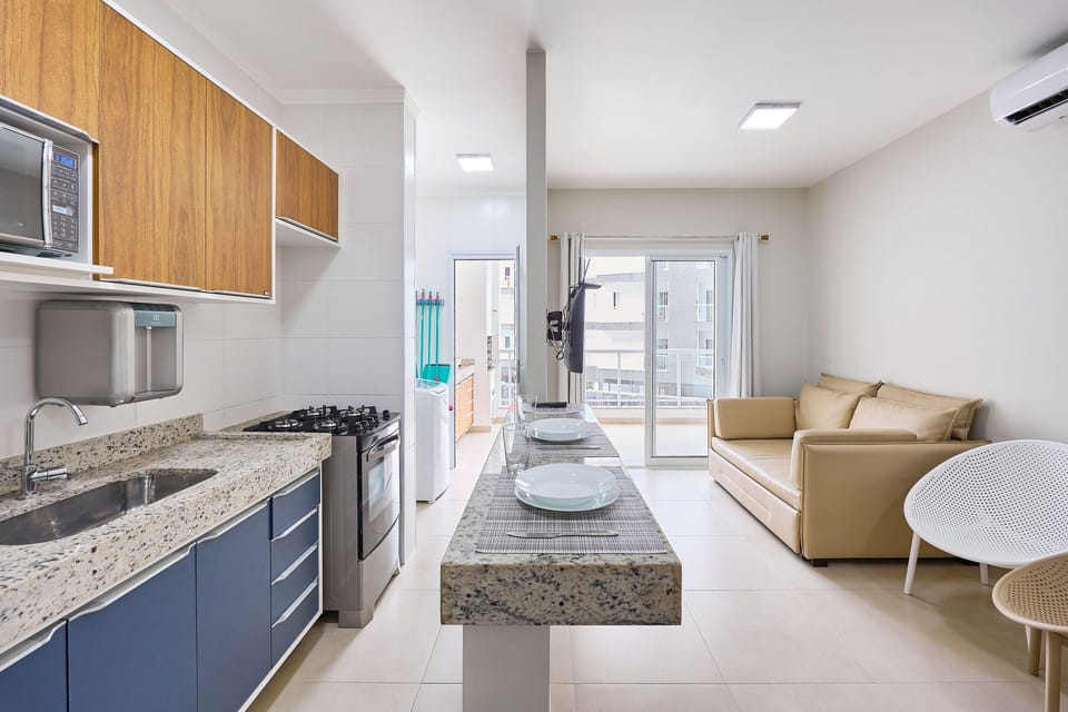 Apartment | Private kitchen | Full-size fridge, microwave, oven, blender