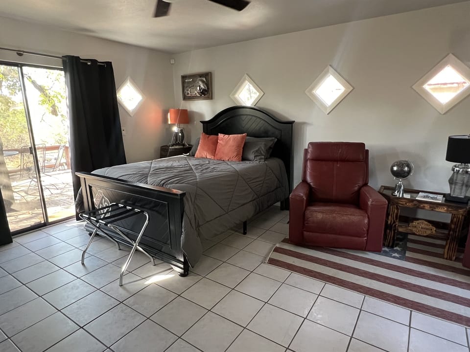 Queen bed