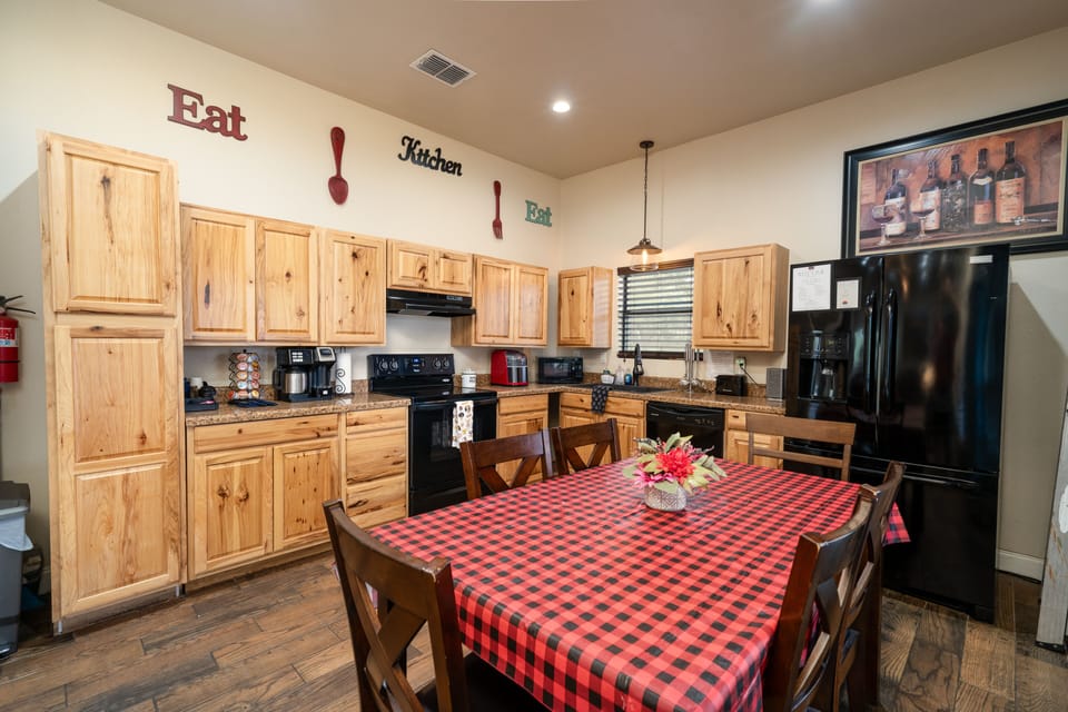 #1 Kitchen (1)