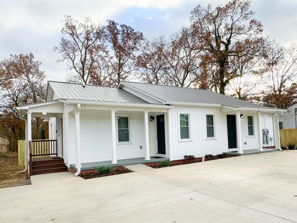 Welcome to Teal Tranquility (unit B)