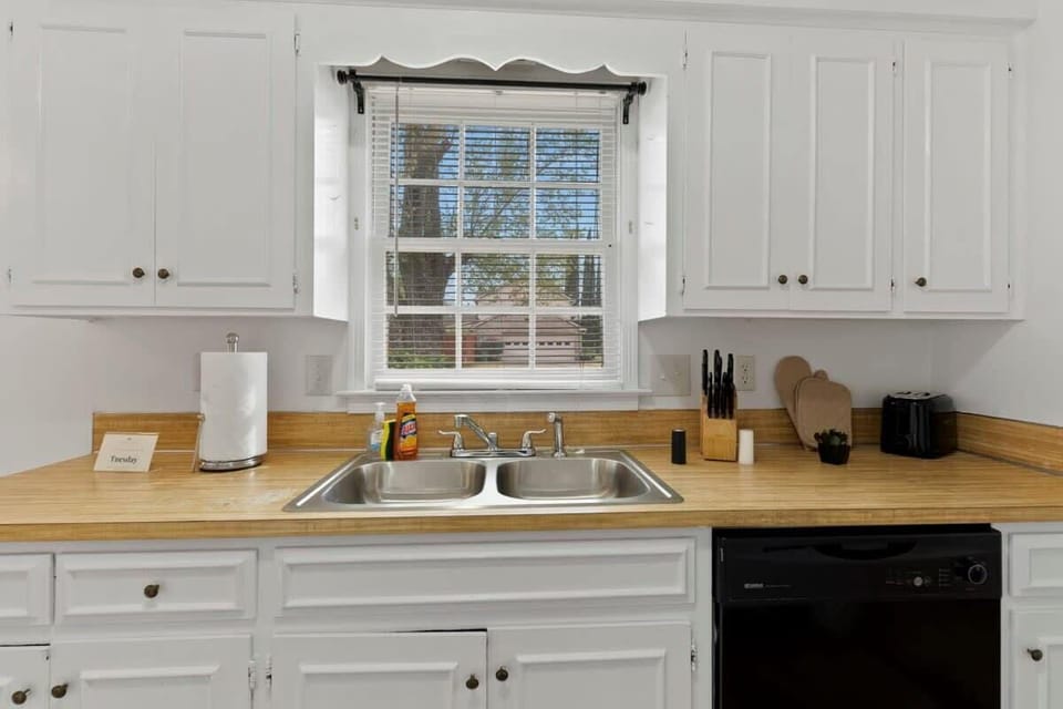 kitchen sink