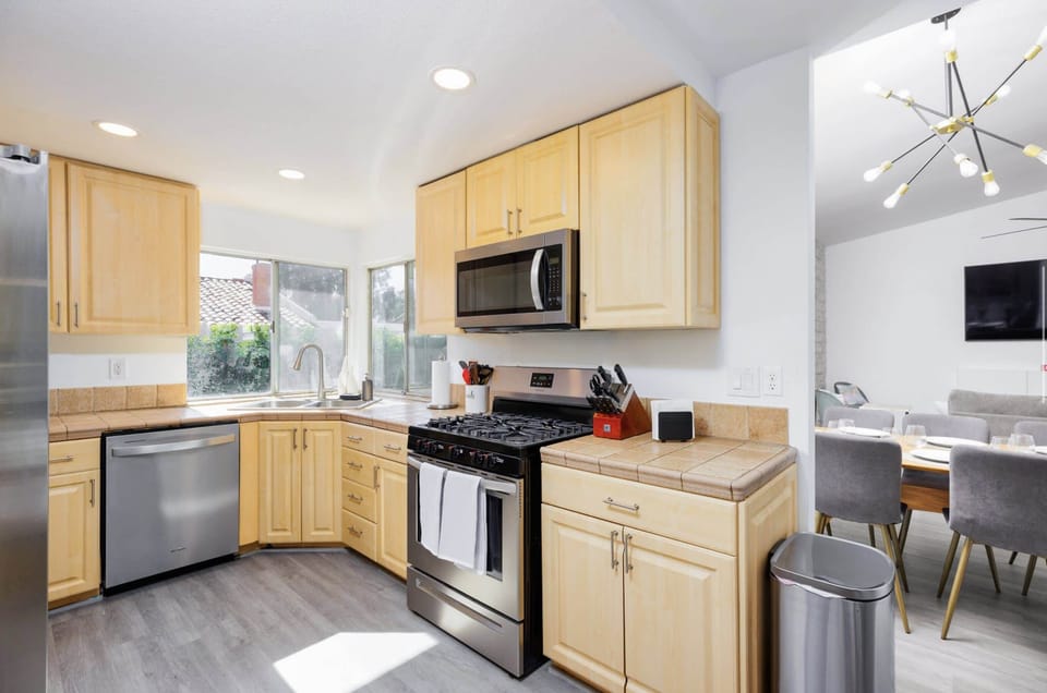 Fully equipped kitchen
