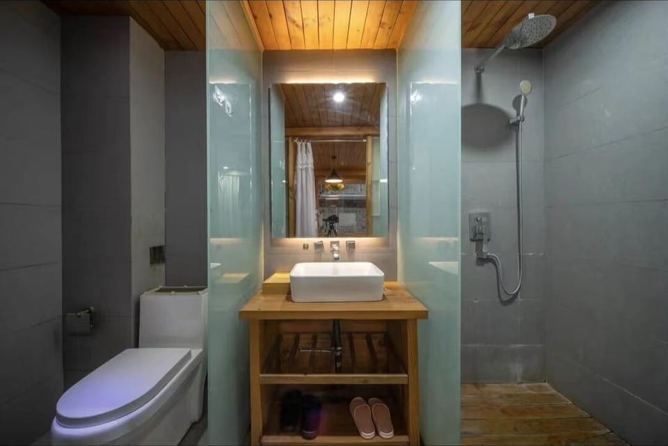 Comfort Double Room | Bathroom