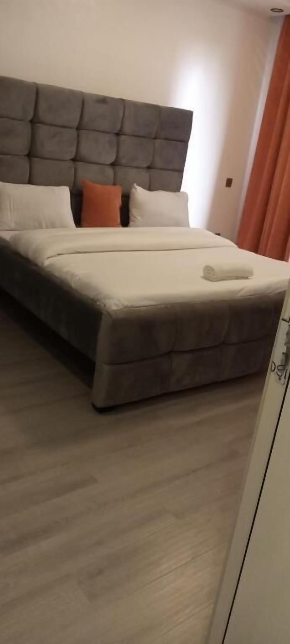 Business Apartment | 3 bedrooms, free WiFi