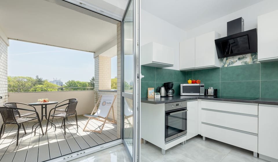 Comfort Apartment | Private kitchen | Fridge, oven, stovetop, dishwasher