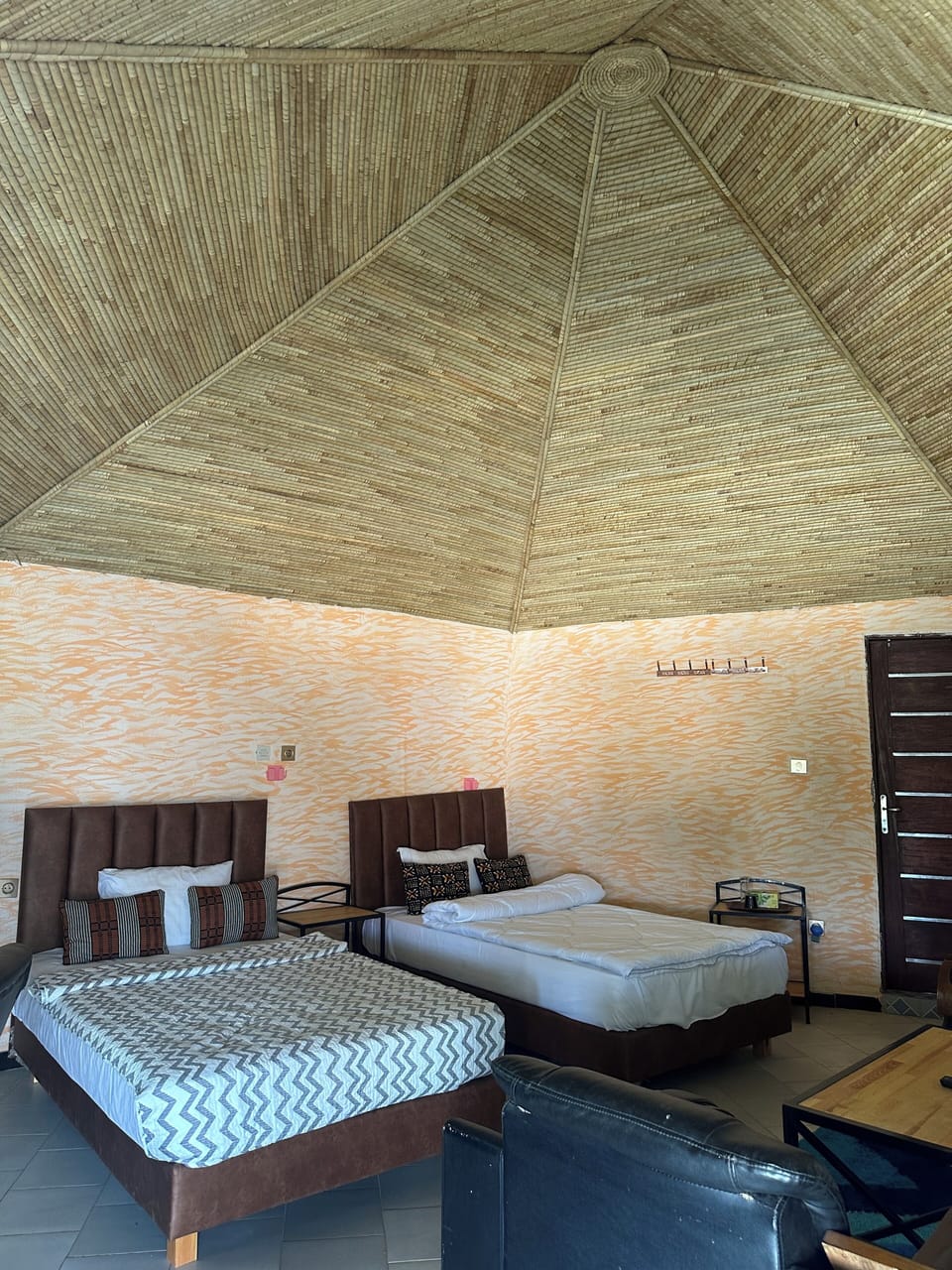 Standard Bungalow, 1 Queen Bed, Garden View | Premium bedding, Select Comfort beds, desk, blackout drapes