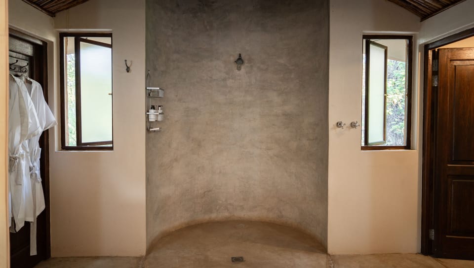 Tuli Safari Lodge Mashatu Lodge in Africa