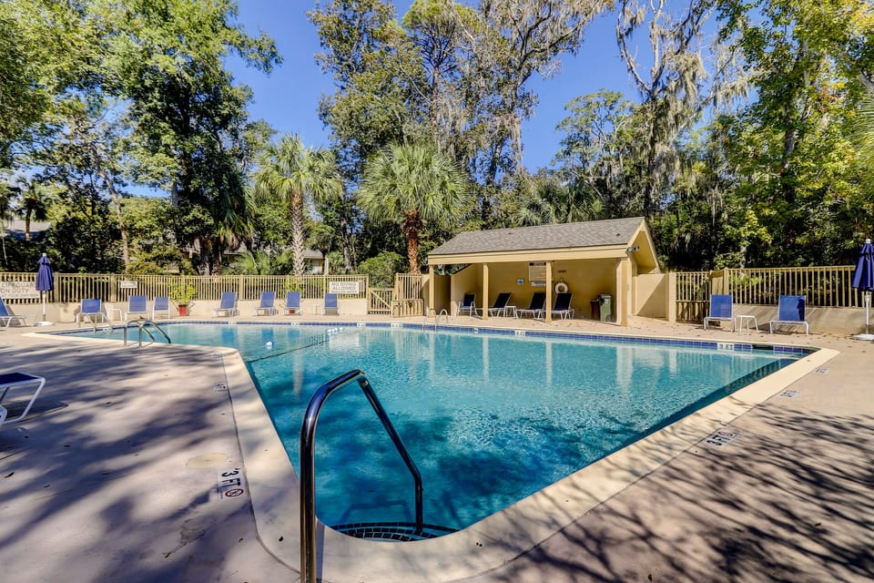 Shipmaster Community Pool